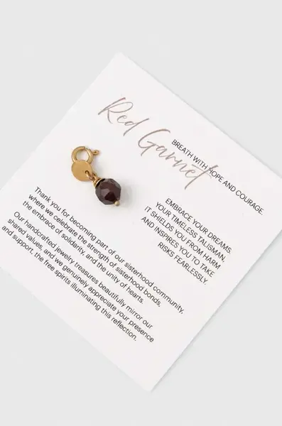 Pozlacený přívěsek s červeným granátem Answear.LAB