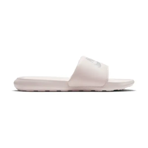 Nike Victori One 42