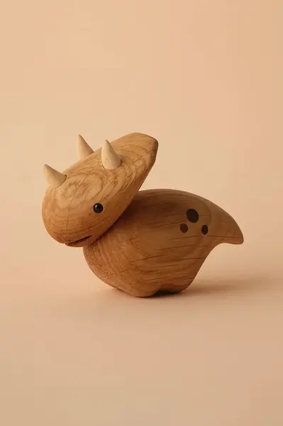 Lucie Kaas figúrka dekoratívna drevená Trixi 6,5 cm