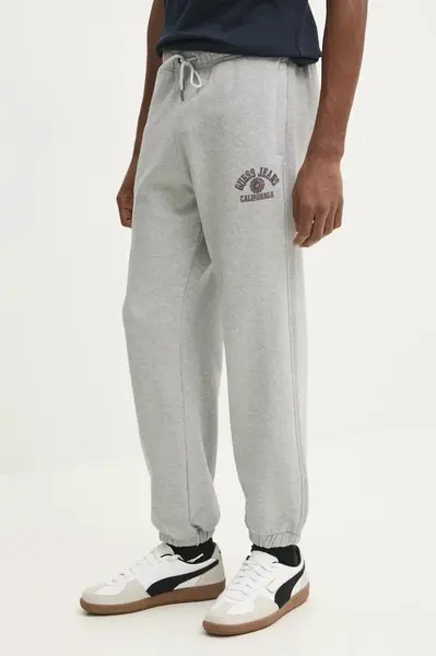 Bavlněné tepláky Guess Jeans šedá barva, s potiskem, M5RB52 KCPR1