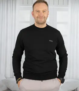 Pri Men's hoodless sports sweatshirt with small reflector