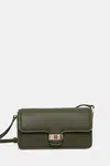 Kabelka Tommy Hilfiger zelená barva, AW0AW18028