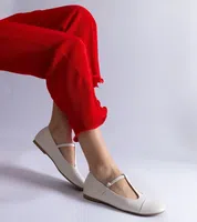 Gemre White ballet flats with patent toe Gloriana