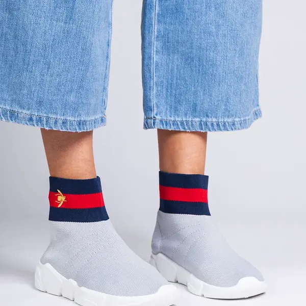 Gemre Gray sporty sneakers with sock-like upper Pikola