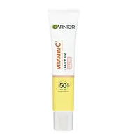 Garnier Skin Naturals Vitamin C Denní rozjasňující UV fluid Glow SPF50+ 40 ml
