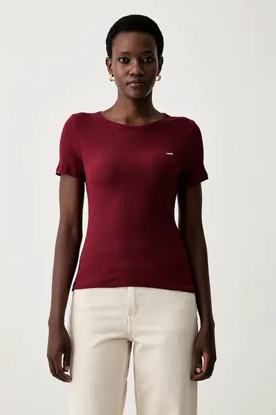 Levi's  tričko dámské bavlněné s elastanem HAYES