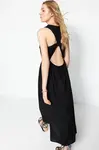 Trendyol čierne A-line maxi šaty s detailom chrbta