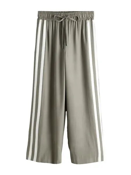 Next Nohavice  olivová / biela