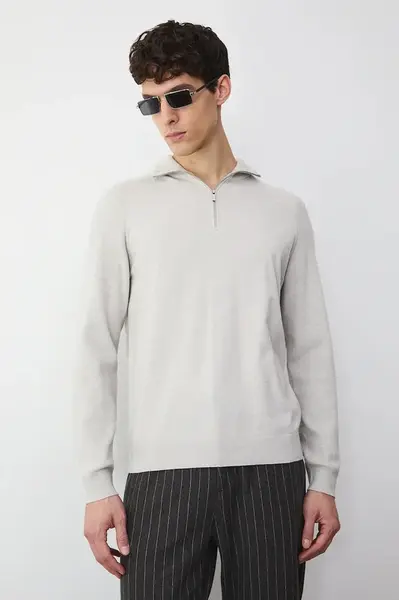 Svetr s příměsí vlny a kašmíru Medicine