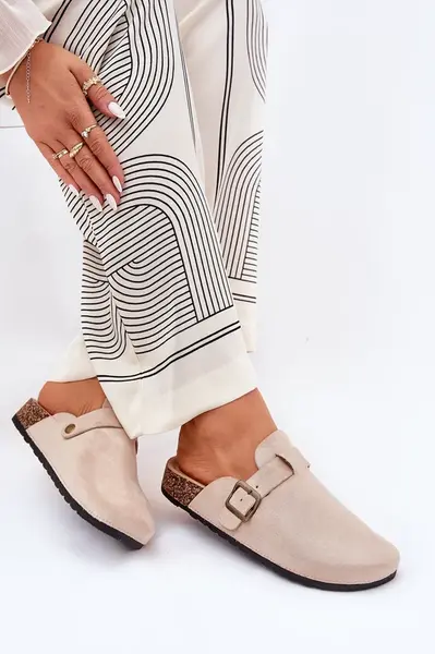 Boto Dámské klapky na platformě s přezkou béžové Selio