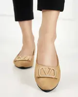 Resti Women's beige ballerinas with an ornament on the toe Cavo - Footwear