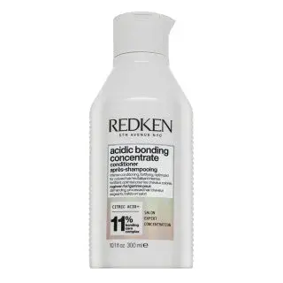Redken Acidic Bonding Concentrate Conditioner posilující kondicionér pro barvené, chemicky ošetřené a zesvětlené vlasy 300 ml