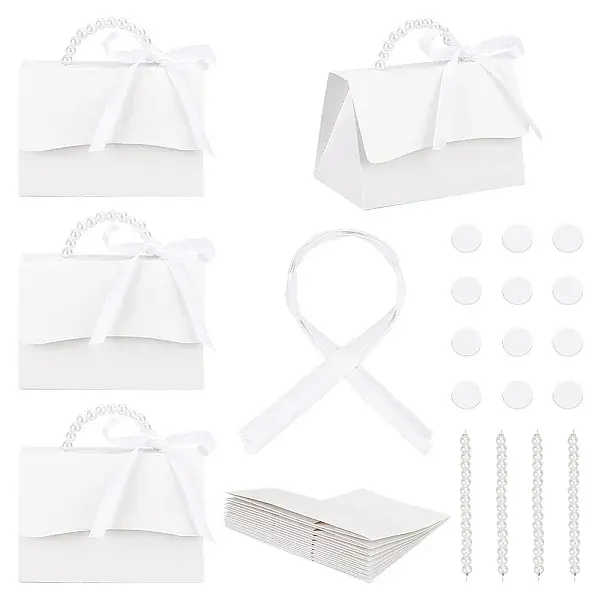 Wedding Paper Candy Gift Packaging Boxes with Polyester Ribbon and PVC Bead Chain