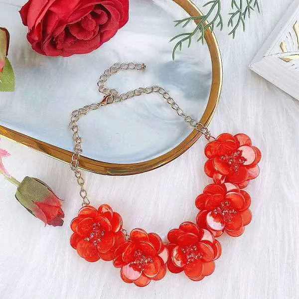 Flower Natural Shell Bib Necklaces for Women