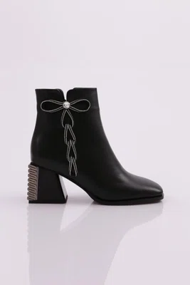 DGN 31005 Women's Heeled Boots