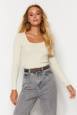 Pletený svetr Trendyol Stone Crop