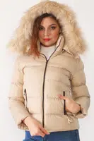 Z6648 DEWBERRY WOMAN COAT