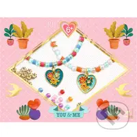 Navliekanie srdiečok - 2 korálkové náramky s príveskami