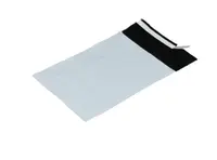 100 ks - Obálka plastová samolepicí bílo-černá 190x267, tl. 0,06 (80% podíl recyklátu)