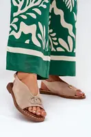 Boto Dámske Sandále S Dekoráciou Na Plochéj Päte Eko Semišové Béžové Ralisses