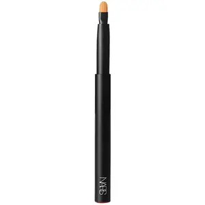 NARS Brush Precision Lip štetec na pery #30 1 ks