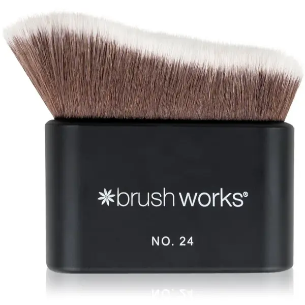 Brushworks Blending Face & Body Brush kabuki štetec na tvár a telo typ NO. 24 1 ks
