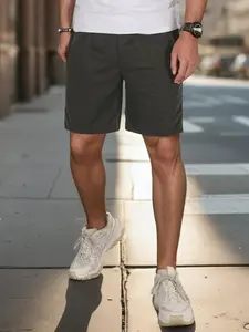 Pánske tmavosivé teplákové šortky