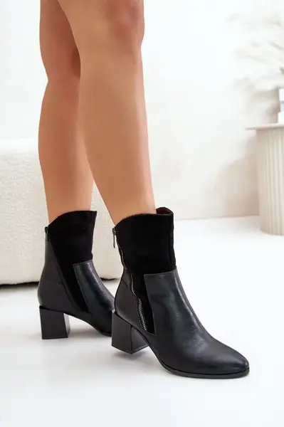 Insulated women's ankle boots on heel black relabina