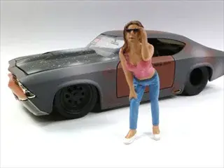 Look Out Girl Erika Figure For 124 Scale Diecast Car Models by American Diorama