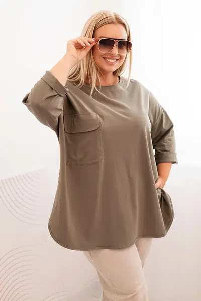 Kesi Włoski Dámská blůza Plus Size s bavlnou, kapsou a ohrnutým rukávem khaki