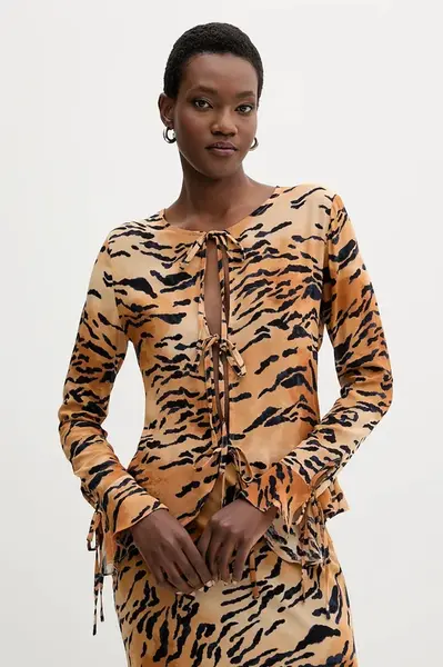 Halenka Never Fully Dressed