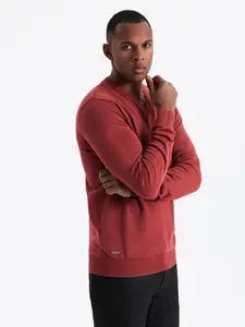 Ombre Men's wash sweater with v-neck - red