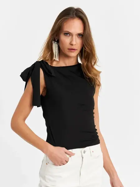 Cool & Sexy Top  čierna
