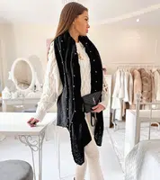 Gemre Black shawl with beads Yvonne