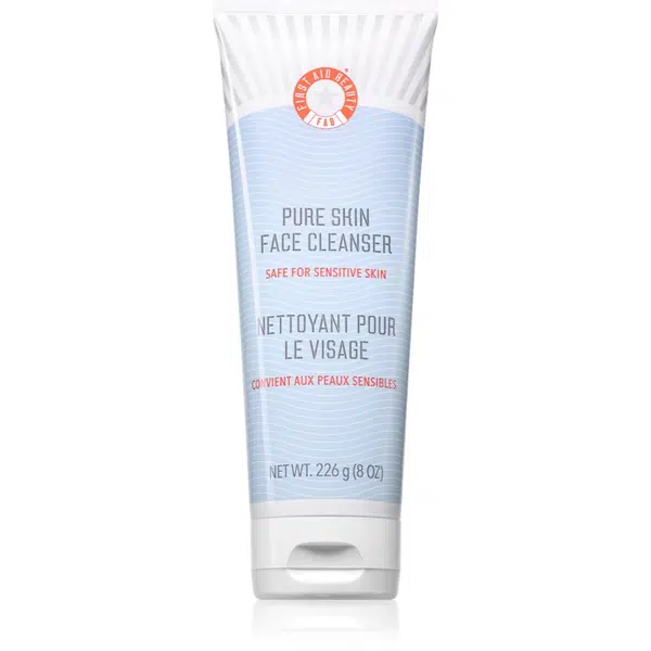 First Aid Beauty Pure Skin čisticí přípravek na obličej 226 g