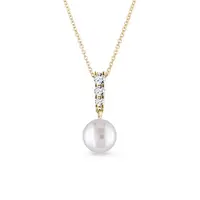 Zlatý prívesok s perlou a 3 briliantmi KLENOTA