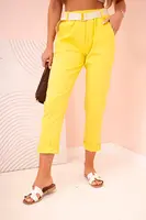 Kesi Włoski Dámské viskózové kalhoty s páskem a ohrnutými nohavicemi žlutý