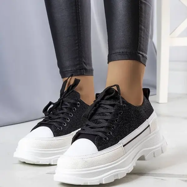 D/CEO Black trainers Beat