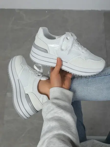 Resti Women's sports sneakers on a platform Revided
