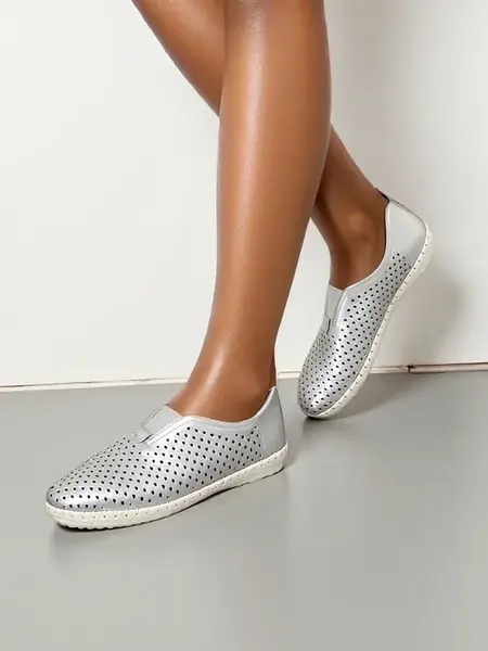 Resti Women's perforated loafers Gofielle