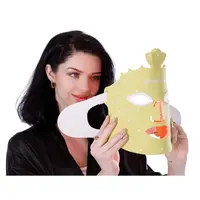 GOLD LED maska ​​se světelnou terapií UNIZDRAV