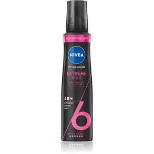 NIVEA Extreme Hold pěnové tužidlo 150 ml