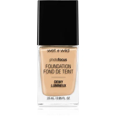 Wet n Wild PhotoFocus lehký hydratační make-up pro rozjasnění pleti odstín Soft Beige 28 ml