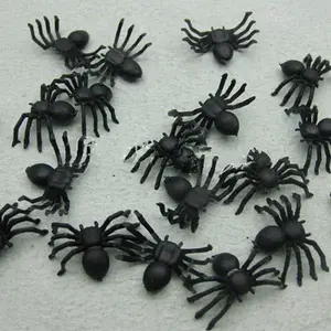 Plastic Simulation Spider