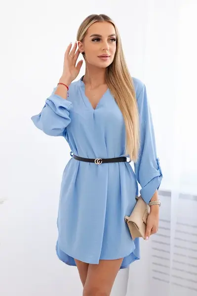 Kesi Włoski Šaty s dlhším chrbtom a opaskom modrý