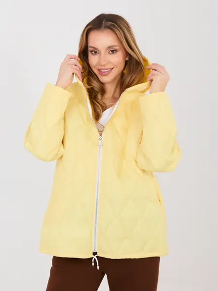Žltá prešívaná bunda s kapucňou