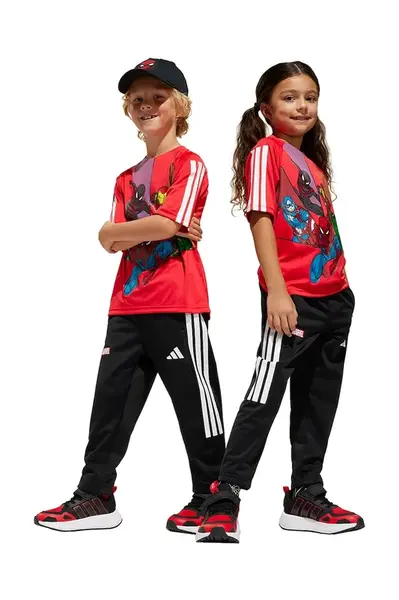 Dětské tričko adidas MRVL červená barva, JF3654