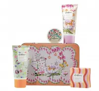 Súprava starostlivosti o ruky v plechovke s vôňou pistácie