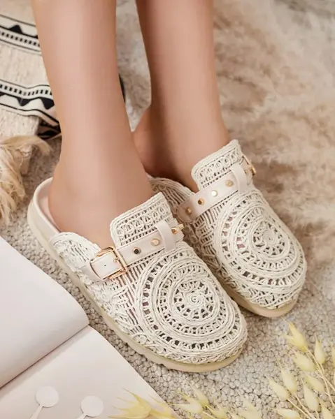 Resti Royalfashion Women's flip-flops with embroidery Leronip