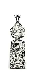 Bershka Pletené šaty  čierna / biela